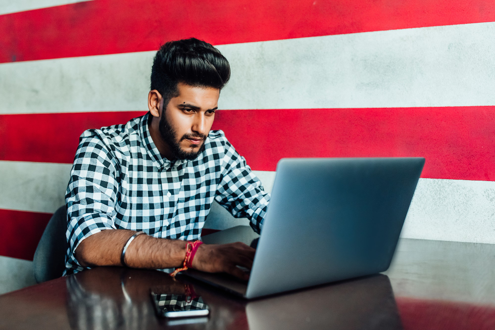 How much does it cost to study law in the USA?