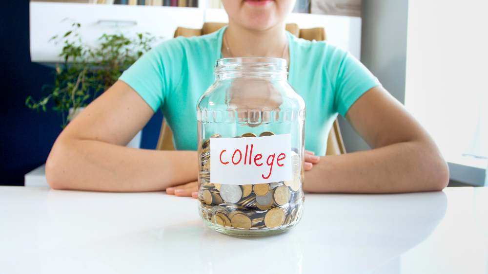 Education loan vs Self-finance